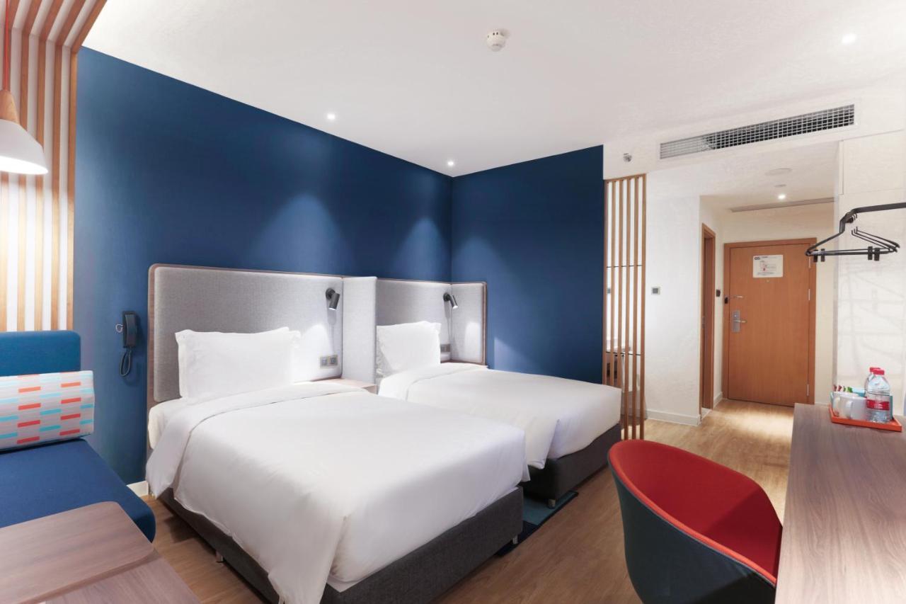 Holiday Inn Express Jiuzhaigou,Only 600 Meters To Jiuzhaigou Park By Ihg Екстер'єр фото